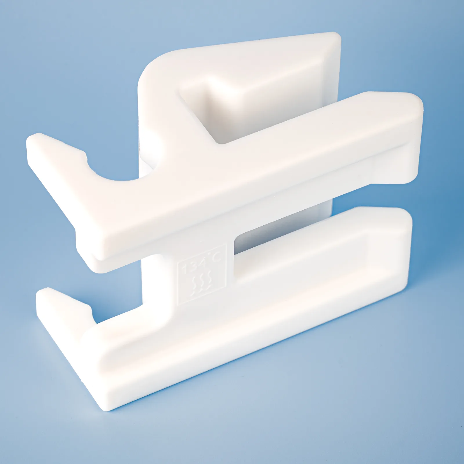 Silicone LSR vs HCR: critérios de seleção de material e processo para peças moldadas