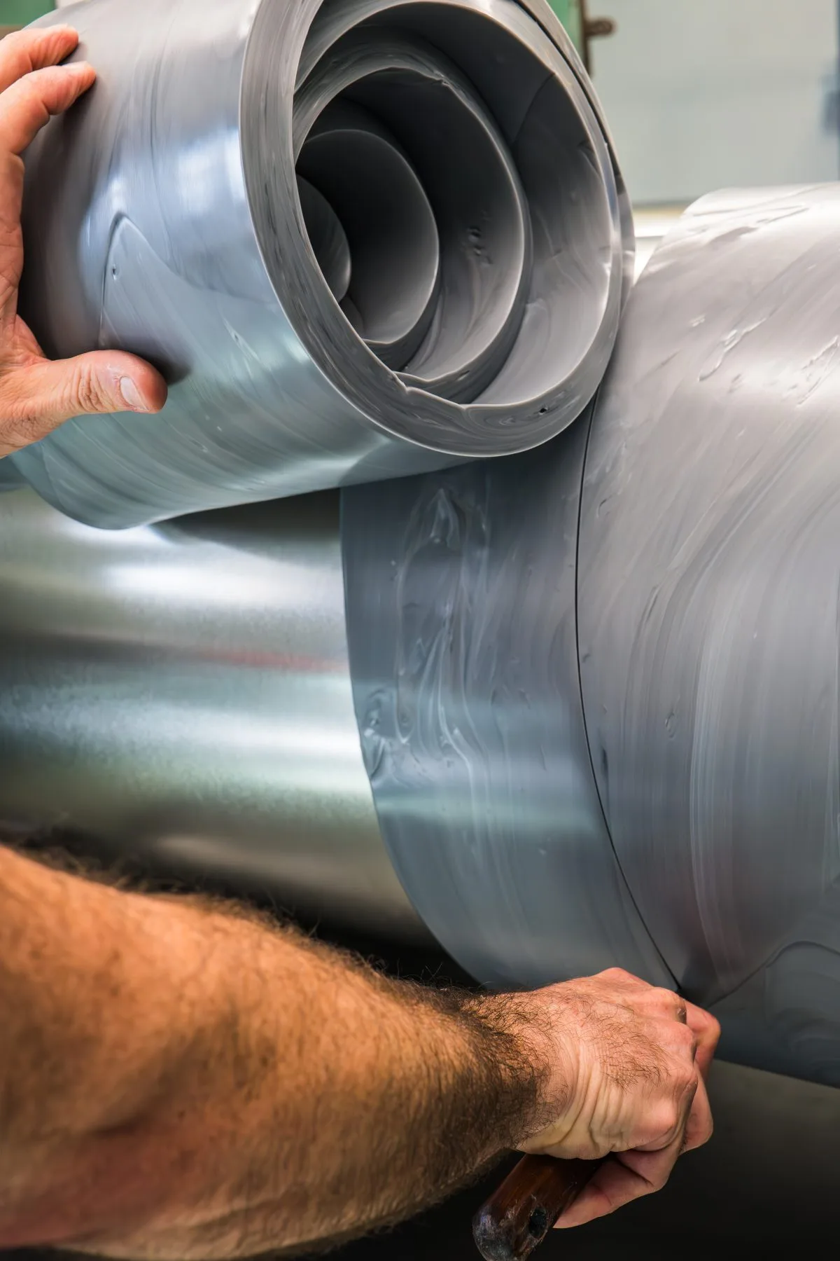 Freshly calendered VMQ peroxide cylinder · standard EQ series